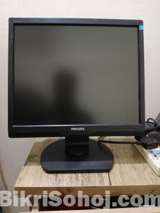 Philips 17” Monitor – Crystal Clear Display at Best Price!